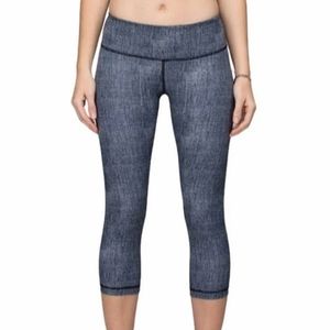 Lululemon crops